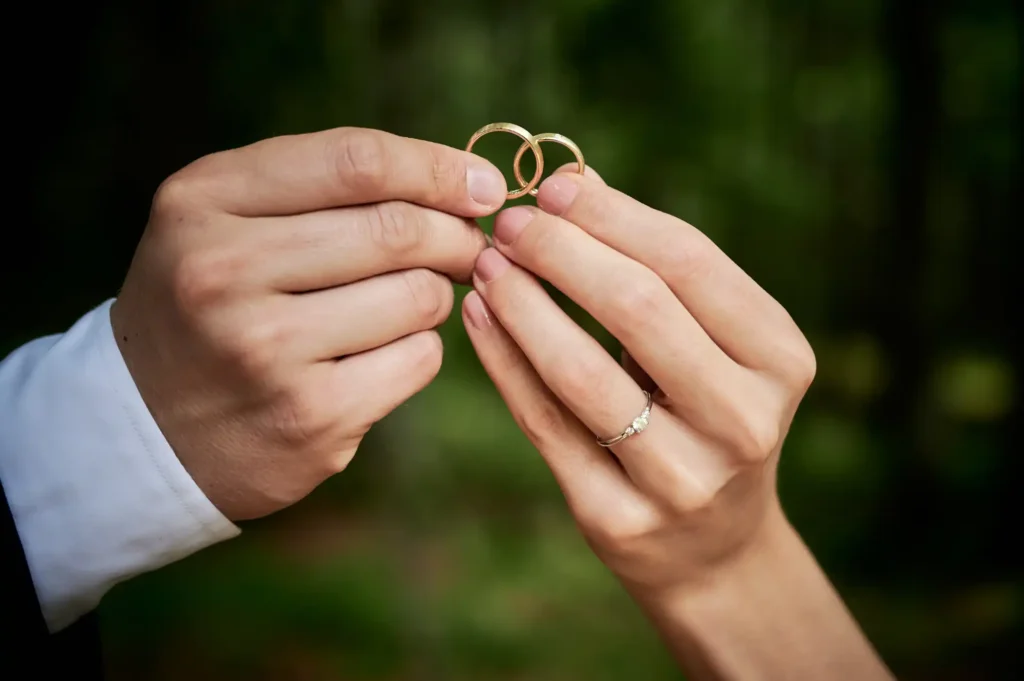 dettagli matrimonio tra montagne e boschi VICINO UDINE
